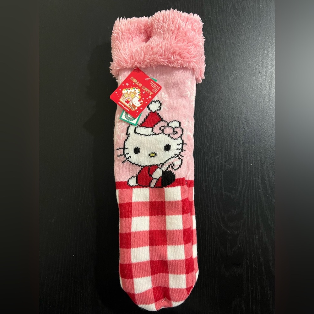 Sanrio Hello Kitty Christmas Candy Cane Slipper Socks Faux Fur Size 4-10 NEW